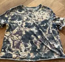 Wonderly Tye Dye short sleeve crop shirt.