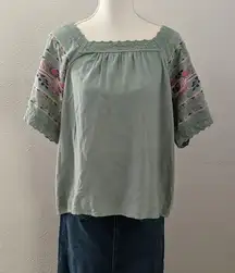 Entro blouse Embroidered sleeve