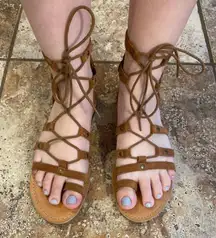 Lace-up Sandles