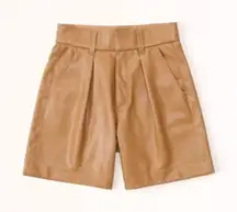 Abercrombie & Fitch 90's Tailored Vegan Leather 6" Shorts - Caramel- Size XS