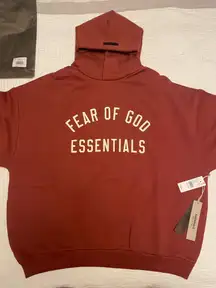 🔴 Essentials Fear of God Hoodie – Crimson (S–XL) 🔴