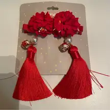 A pair: Chinese Style cloth flower Bell Tassel Hairpin Hanfu Side Clip