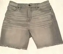Women's Simply Vera Wang gray denim jean shorts - raw hem - size 12. Bermuda.