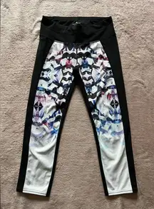 Athleta Black White Multi‎ Geometric Print Mid-Rise  Athletic Leggings Small