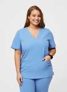 Figs Technical Collection Casma Three-Pocket Scrub Top in Ceil Blue XL