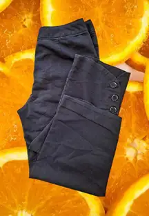 RQT Black Capri Pants with Decorative Buttons Size 8‎