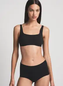 SKIMS Naked Scoop Bra Onyx Black