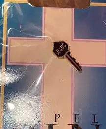 Vintage 1998 AUTOM LAPEL PIN  Gift  NEW!!  KEY Hat pin HOUSE RARE