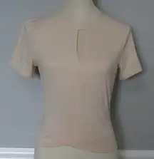 Lululemon NEW  women's size 6 cream short sleeve top