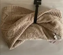 Sonoma the supercozy cowl scarf 
Grey Knit Infinity Scarf New OSFA NWT