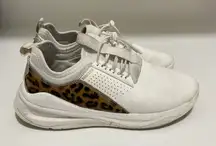 Clove Cheetah Healthcare Nursing Sneakers size‎ 7.5