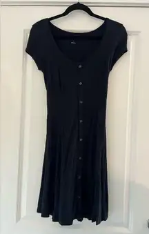 SO Black Button-Down Midi Dress