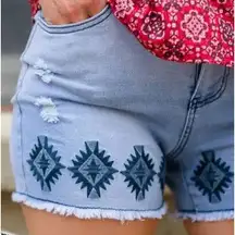 From my closet Azteca denim light wash shorts