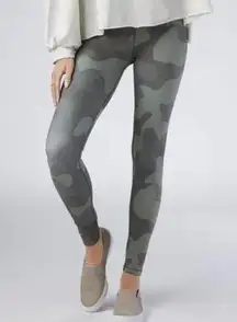 NWT Mudpie Green Camo Ziggy Leggings