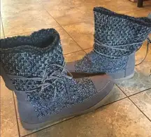 Madden Girl grey tweed boots sz 10