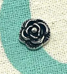 Origami Owl Living Lockets HTF Retired Flower Charm.