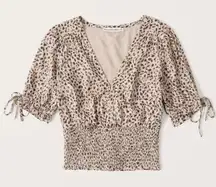 • Abercrombie leopard print short sleeve top small