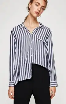 ✨ Zara Basic striped blouse✨