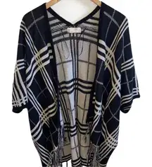 Mizumi Cardigan Shawl with fringe detail