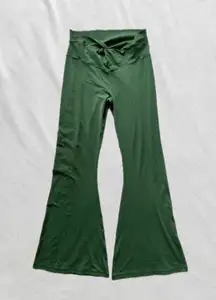 green Aerie Offline twisty front flare leggings pants