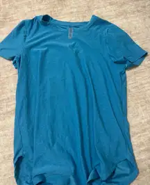 Beyond Yoga women on the down low tee size small