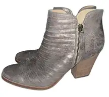 Paul Green sliced leather metallic Malibu ankle boots 5 1/2 (8.0 U.S.)