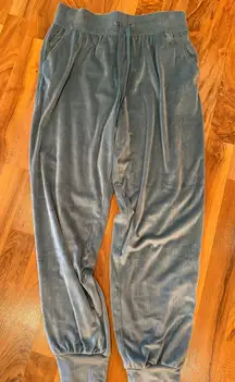 Victoria’s Secret on‎ point velour jogger pant teal ribbed size medium
