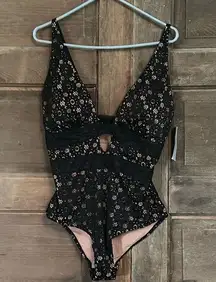 Meet.Curve Black Sexy Lace Plunge One Piece Swimsuit Size Large