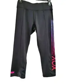 Betsey Johnson Size M Cropped XO Active Wear Leggings