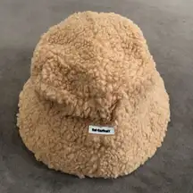 Women’s Winter Faux Fur Bucket Hat One Size Fits Most NWOT