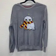 Harry Potter  Embroidered Hogwarts Hedwig Owl Velour Sweater Medium