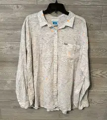 Columbia  women’s 1XL button up wave buoy shirt