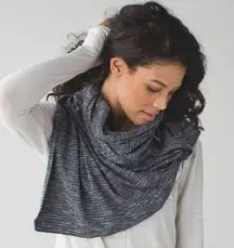 Lululemon Vinyasa Scarf
Coco Pique Black White