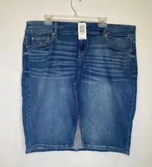 Torrid Slit Front Denim Jean Midi Skirt NWT Sz 18 Cotton Pencil Whiskered