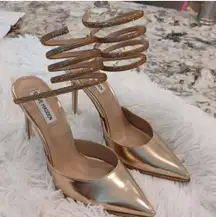 Steve Madden Heels Gold