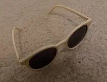 Urban outfitters women sunglasses