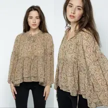 SCOTTSDALE FLUTTER SLEEVE BLOUSE