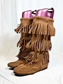 Minnetonka Brown Suede 3 Layer Fringe Moccasin Boots~6~ 