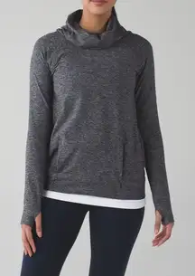 Lululemon Make A Move Long Sleeve Base Layer Top in Heathered Black 10