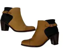 Wolverine 1000 Mile Samantha Pleet Ankle Boot Brown Black Leather