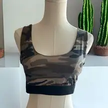 UO Camo Sports Bra NWT Large