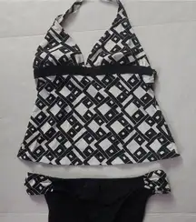 JAG Two Piece Geometric Halter Black/White Bikini S Resortwear Vacation Casual
