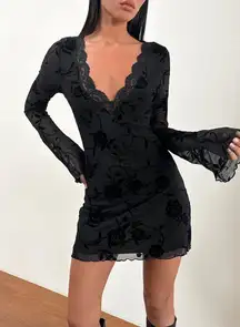 Motel Sriti Mini Dress In Rose Flock Black