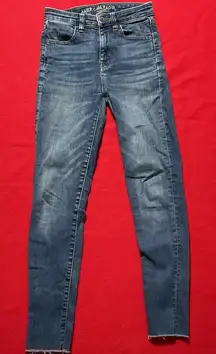 American Eagle Super Stretch Super Hi-Rise Jegging Crop Jeans Women’s Sz 0S EUC