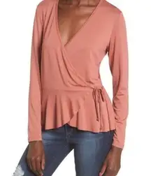 Leith Wrap Surplice Long Sleeve V-Neck Top in Cedar Coral Size Large