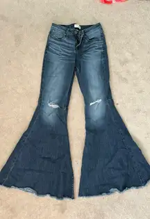 Bell bottom Jeans