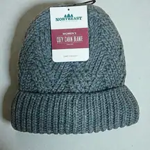 Northeast Outfitters Women’s Cozy Cabin Beanie Grey Diamond Texture NWT