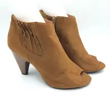 Rue 21 etc! Womens Ankle Booties Peep Toe Heel Faux Suede Zipper Brown Size 10