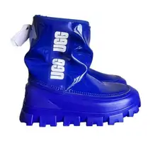 UGG Classic Brella Mini Women's Water Repellant Boot Size 8 SKU#243020