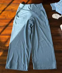 Lululemon Aline cropped wide leg pants